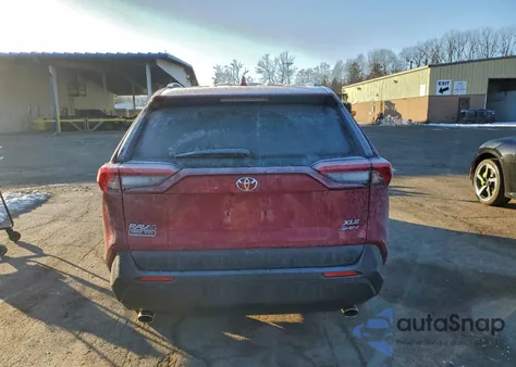 2025 Toyota Rav4 Xle из США, поврежденный, VIN 4T3RWRFV9SU203402